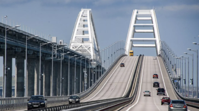 Vehicle traffic resumed on the Crimean Bridge after more than an hour